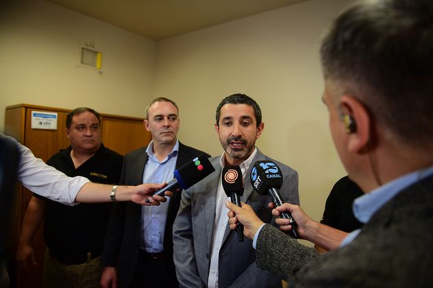 Anuncio. En diciembre pasado se anunció la detención de 10 guardiacárceles mujeres de Bouwer, en el inicio de esta causa. (José Hernández / La Voz)