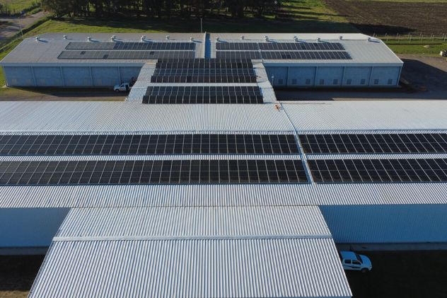 INVERSIÓN. El Vasco Juan instaló un parque solar para abastecer operaciones logísticas del agro y ya supera los 200 megavatiostios/hora de generación.