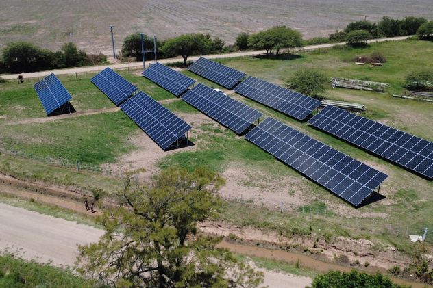 EXPERIENCIA. La Cooperativa de Provisión Eléctrica Ltda. de Las Varas opera un parque solar comunitario de 220 kW.