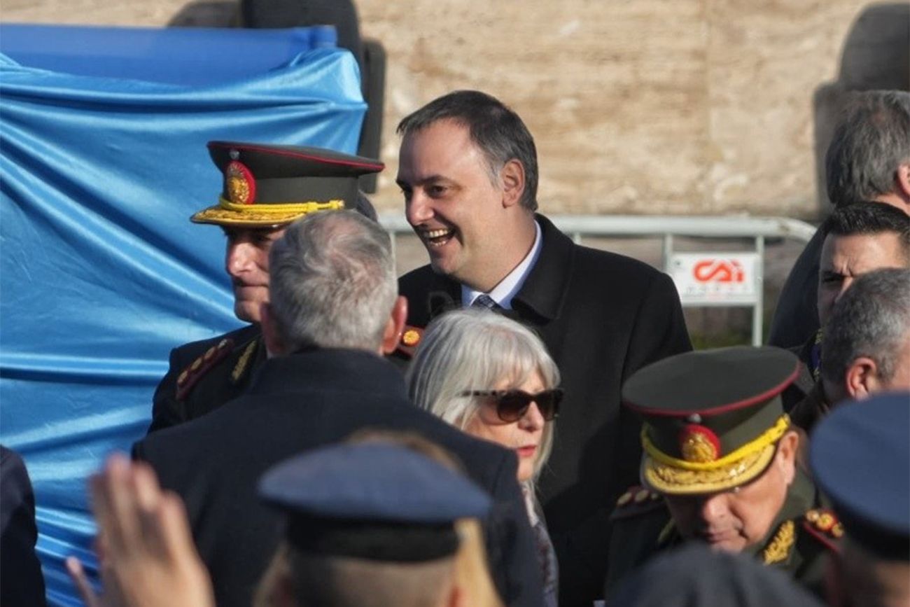 Adorni, en el acto por el día de la Bandera en Rosario.