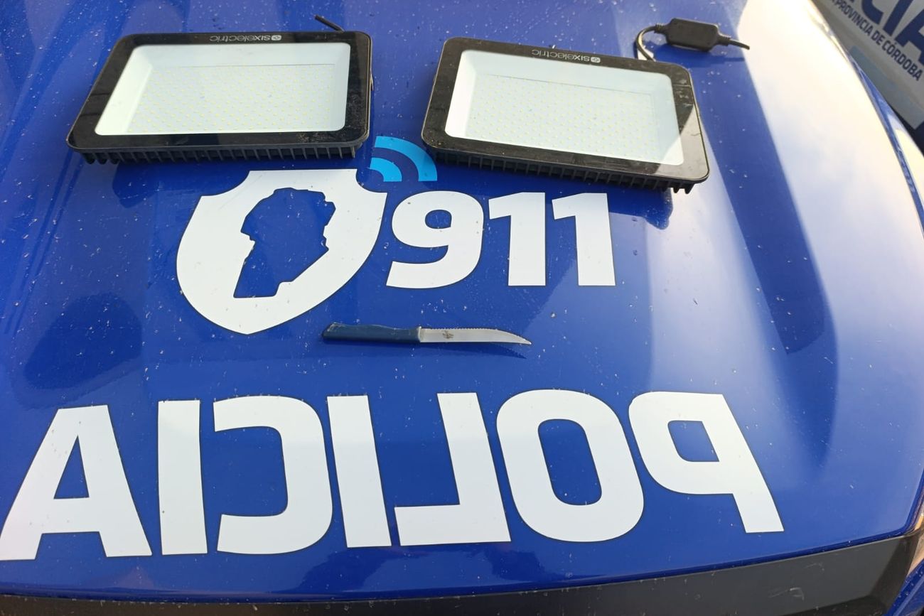 Córdoba: robó reflectores de un predio y fue detenido