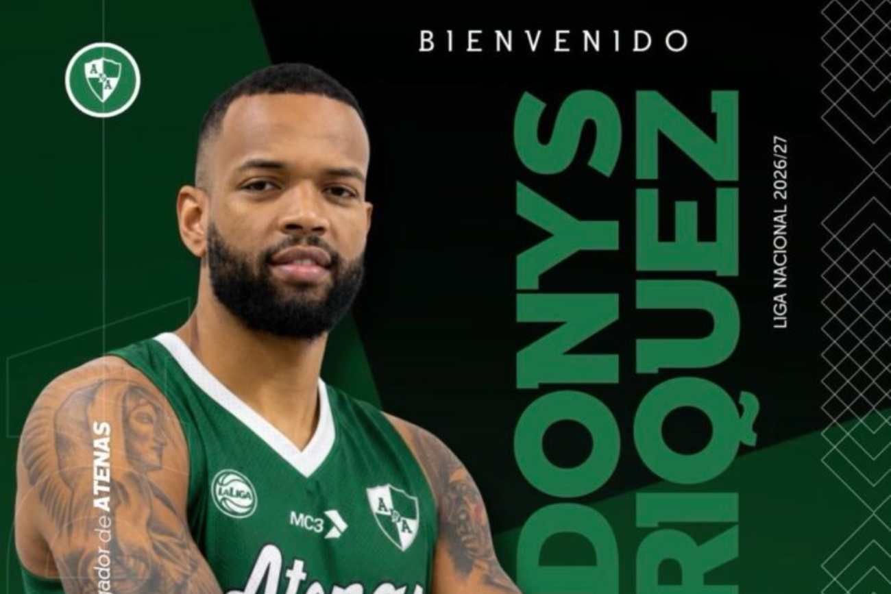 Adonis Henriquez es jugador de Atenas.