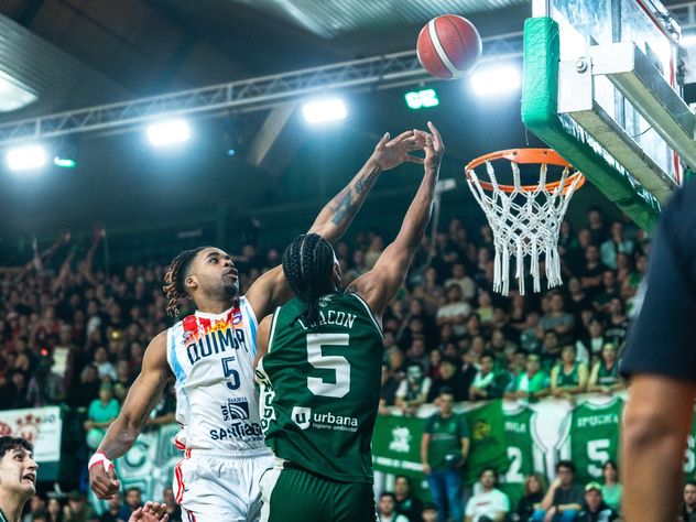 Gimnasia de Comodoro Rivadavia en las finales de la LNB.