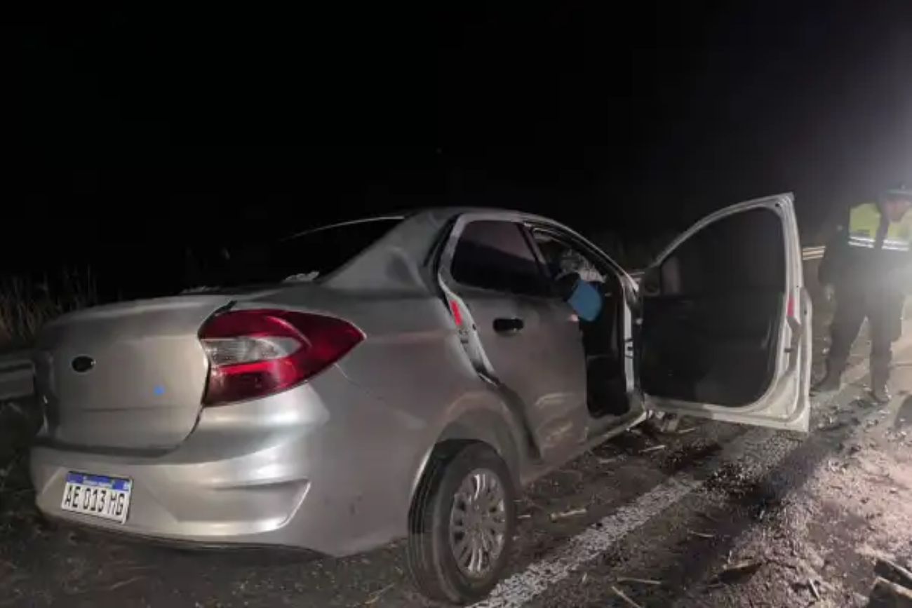 Tragedia en Tucumán: una familia de Santiago del Estero murió al chocar contra un camión en la ruta 9. (Gentileza La Gaceta)