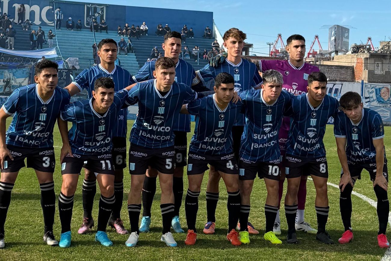 La formación de Racing ante San Telmo.
