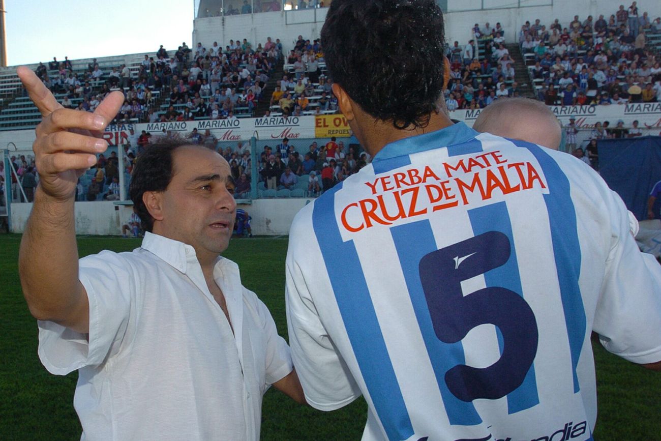 Coleoni supo vivir momentos felices como DT de Racing.