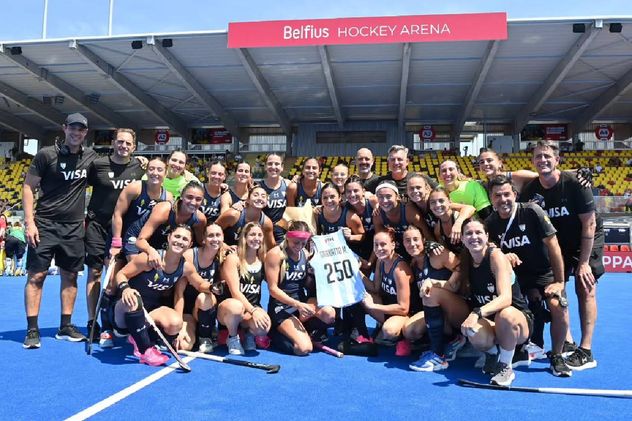 Majo Granatto celebró 250 partidos llevando la camiseta de las Leonas.