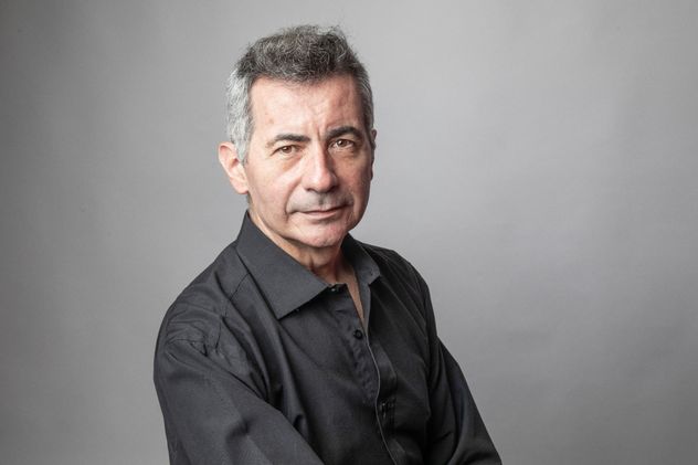 "A lo largo y a lo ancho", con la dirección de Ernesto Meccia.