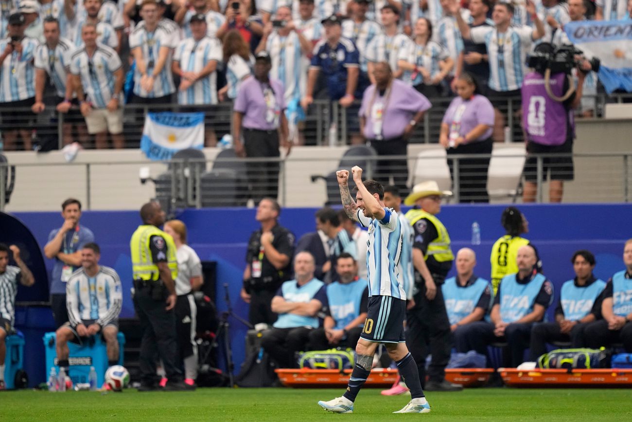 Lionel Messi, con dos goles, fue la figura de la selección argentina en la victoria ante Austria en el Mundial 2026. (AP)