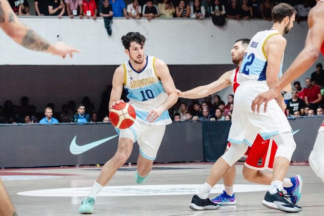 El último partido de Leandro Bolmaro en la selección argentina fue el 26 de febrero de 2024 en Chile, en la caída ante el local.