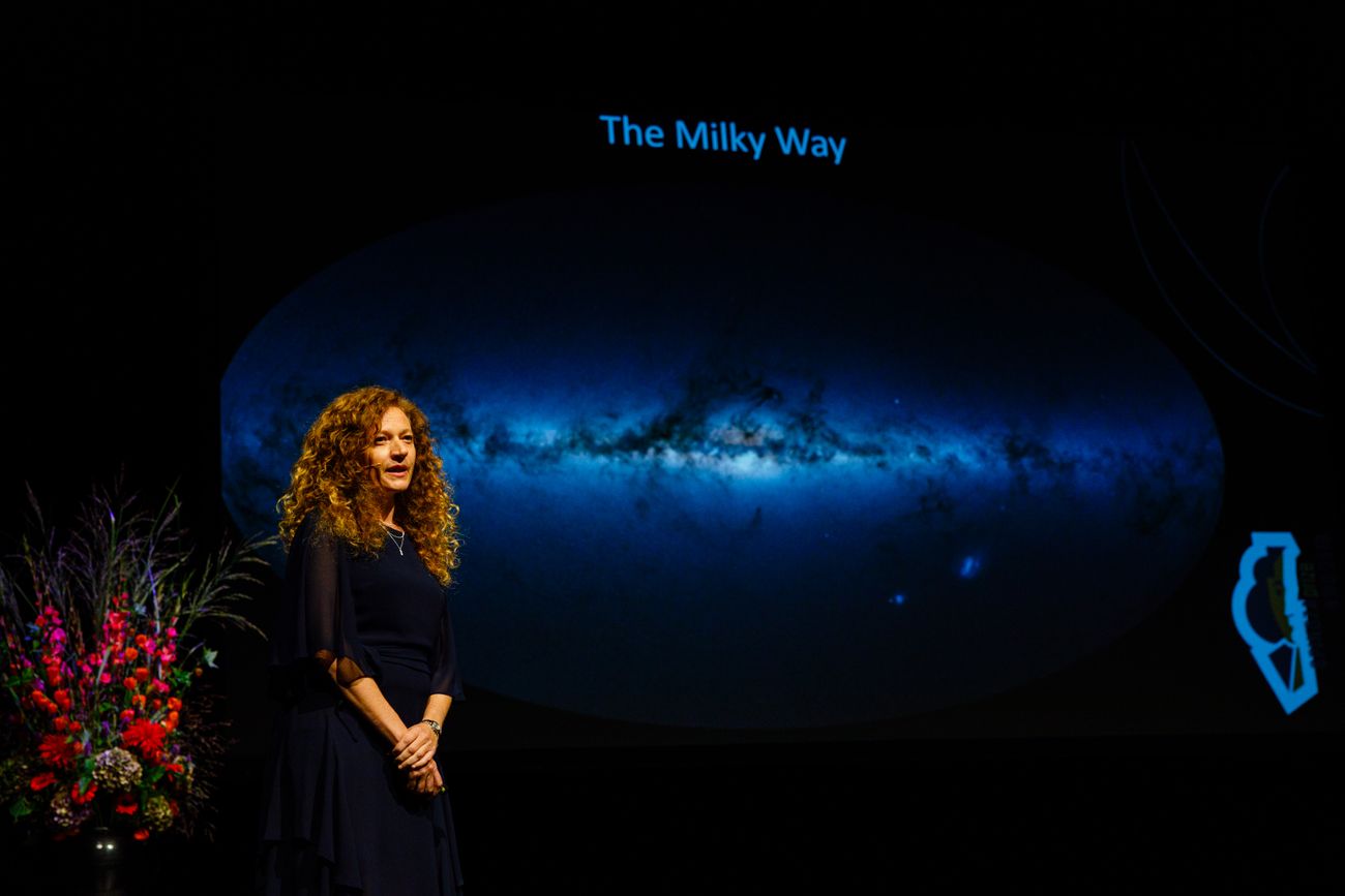Amira Helmi, astrónoma 