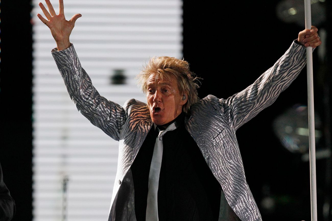 Rod Stewart en el Festival de Viña del Mar, en 2014. (AP Photo/Luis Hidalgo).