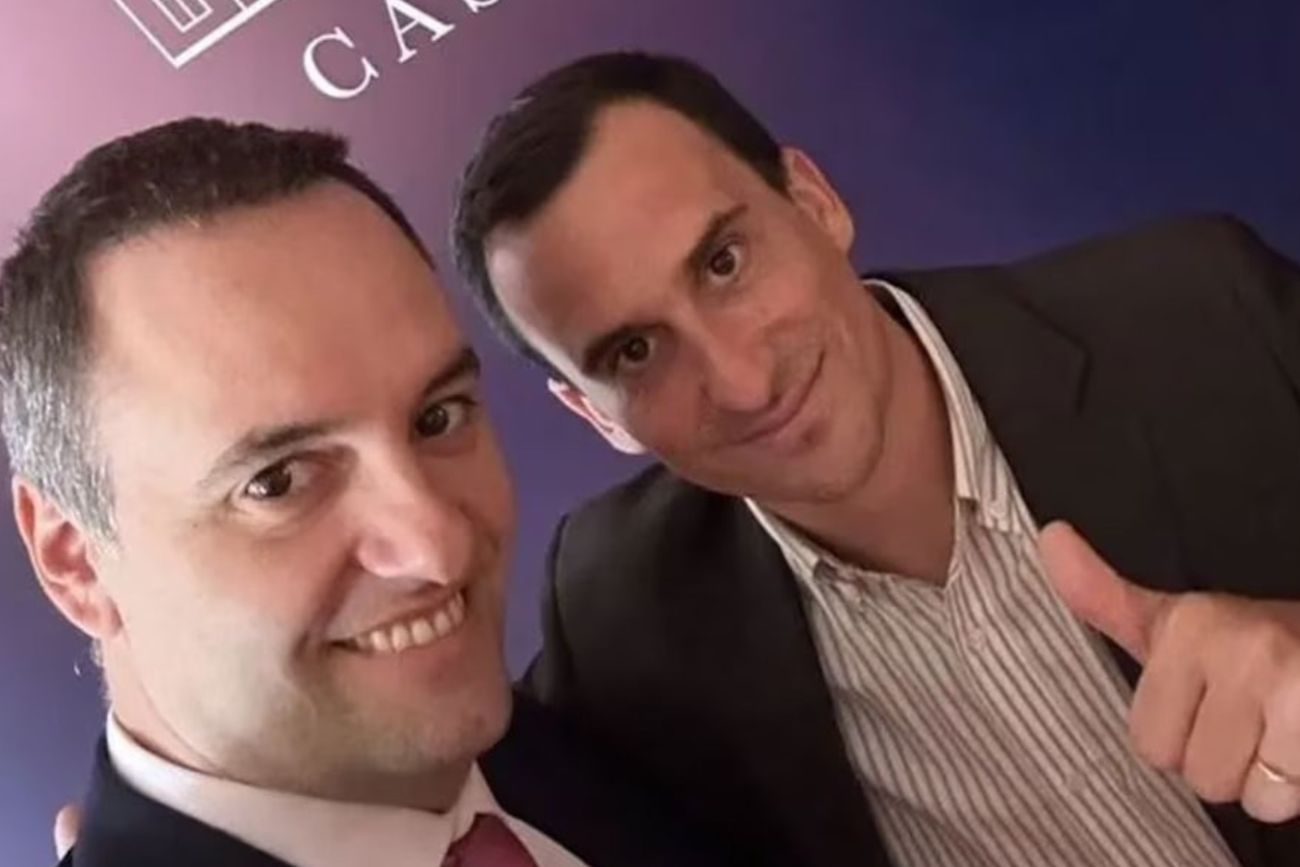 Manuel Adorni y Javier Lanari