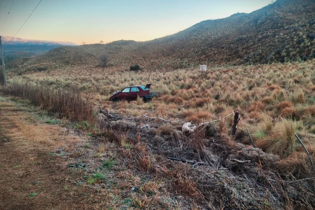 Un joven de 29 años murió tras volcar con su auto en Potrero de Garay