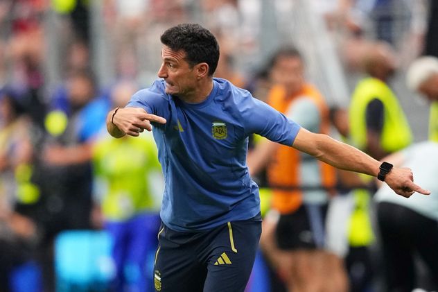 Lionel Scaloni, entrenador de Argentina, en el partido contra Austria en el Mundial 2026. (AP)