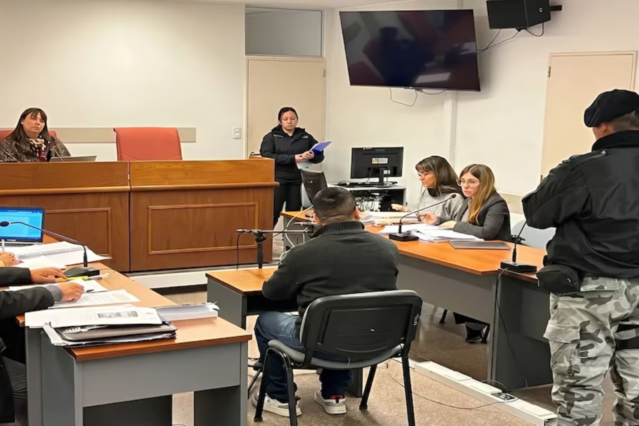 Condenaron a 7 años de prisión a un policía por abuso sexual y grooming
