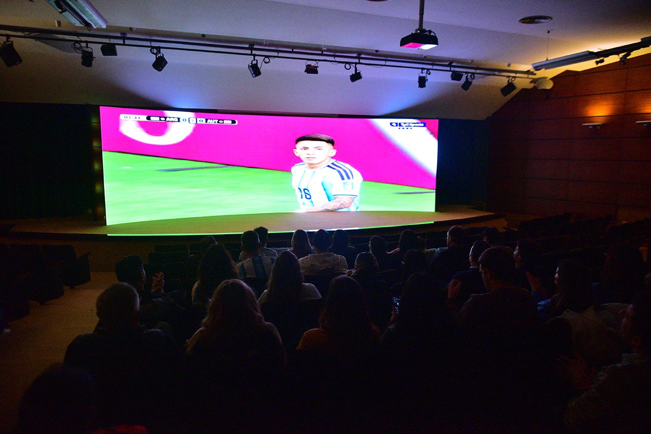 Partido de la seleccion Argentina vs. Austria en el auditorio de La Voz del Interior
foto: Pedro Castillo / La Voz