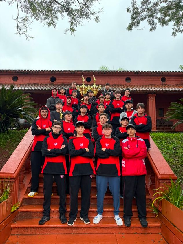 Instituto hizo historia: fue doble campeón en un prestigioso torneo internacional de básquet formativo