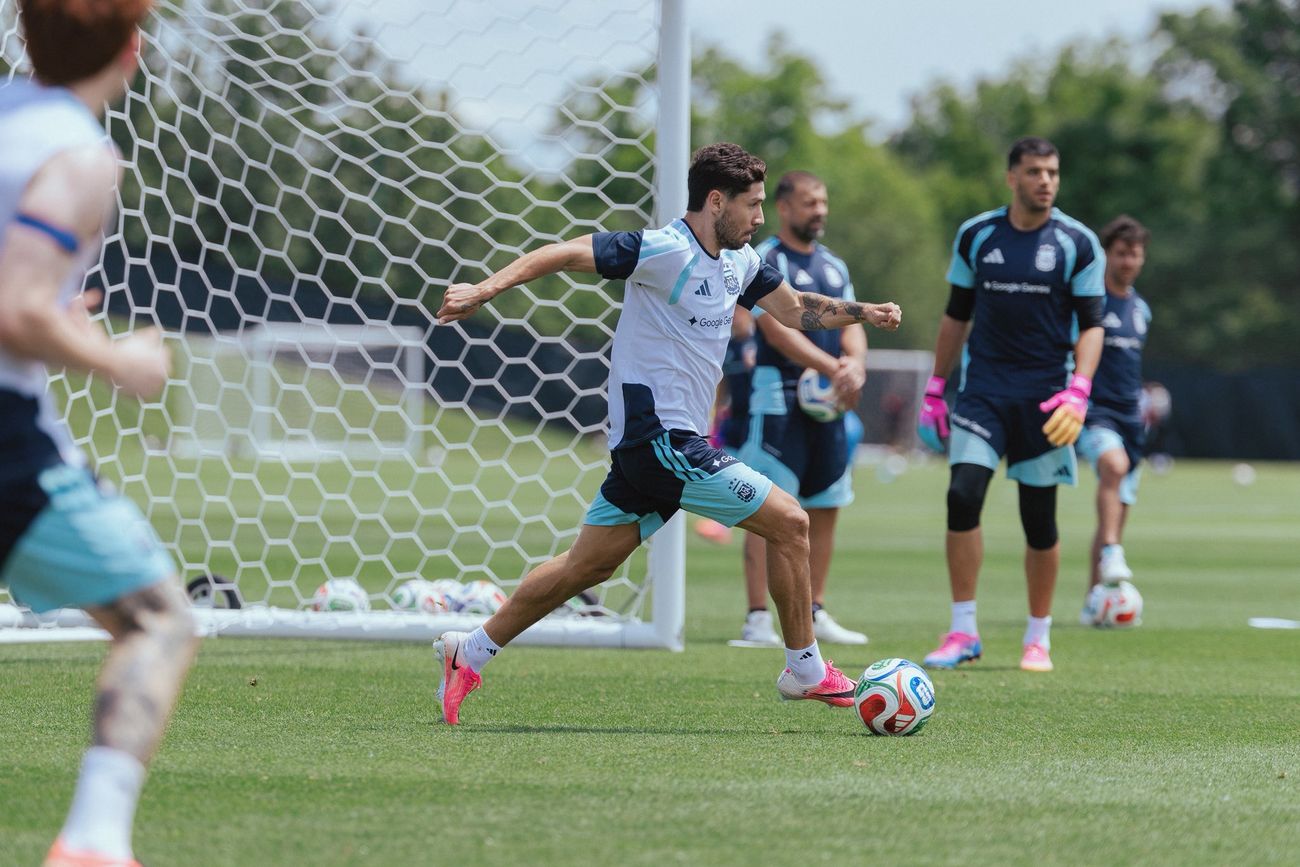 El seleccionado nacional, ya clasificado a los 16avos. de final del Mundia, presentaría muchos cambios ante Jordania. (Prensa selección)