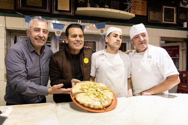 Marcelo Rodio en la visita al Primer Museo de la Pizza en Córdoba Capítal.