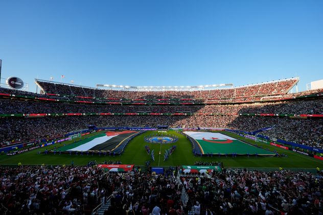 Jordania vs Algeria, en el grupo de Argentina.