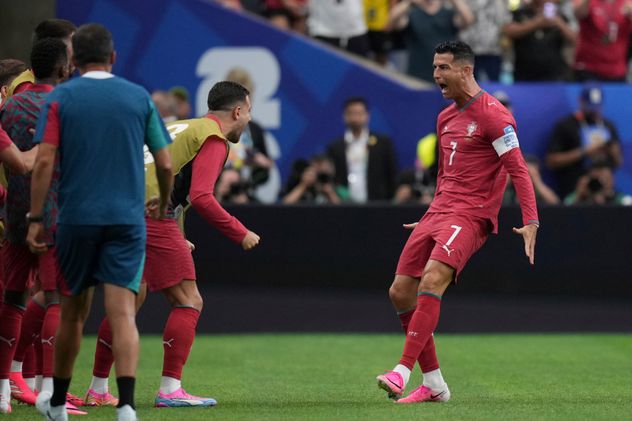 Cristiano Ronaldo y su primer gol en el Mundial.