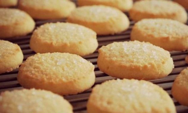 Galletitas de naranja sin azúcar: la receta fácil y saludable para acompañar el mate.