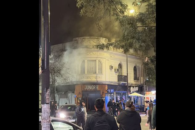 Se incendio Junior B, un restaurante en Nueva Córdoba