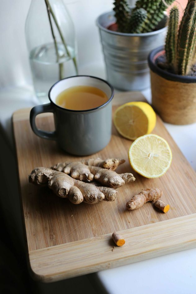Té con limón y jengibre.