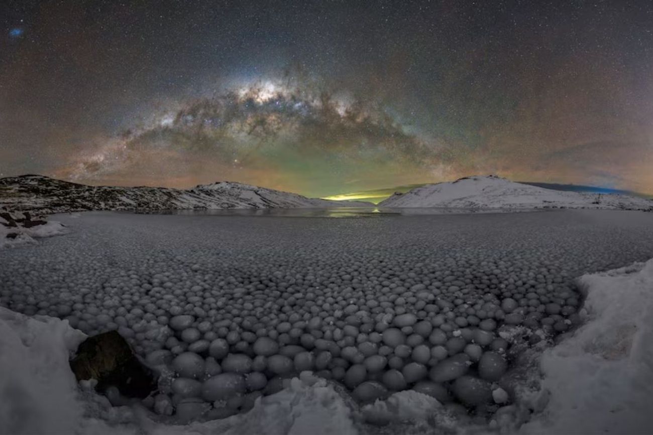 Una fotógrafa marplatense capturó una imagen única en la laguna Melliza Superior de Copahue, Neuquén.