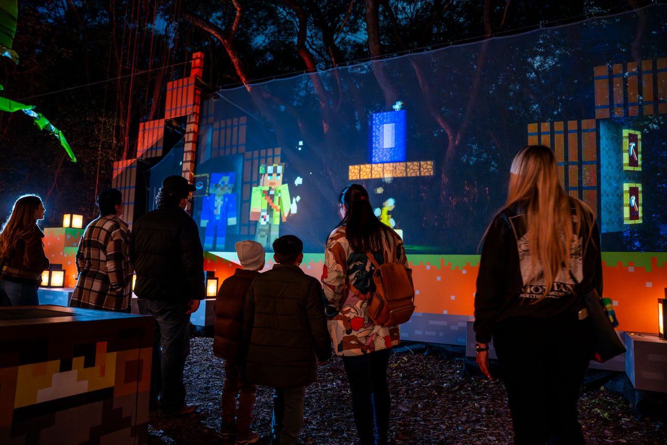 Pasaje del evento inmersivo "Minecraft Experience: Moonlight Trail". (6 Pasos)