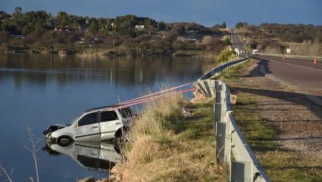 Tragedia en La Pampa: quiénes eran las cuatro hermanas que fallecieron tras un siniestro vial al caer en una laguna.