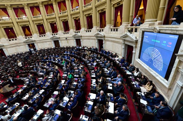 Diputados tenía previsto también avanzar contra Adorni esta semana.