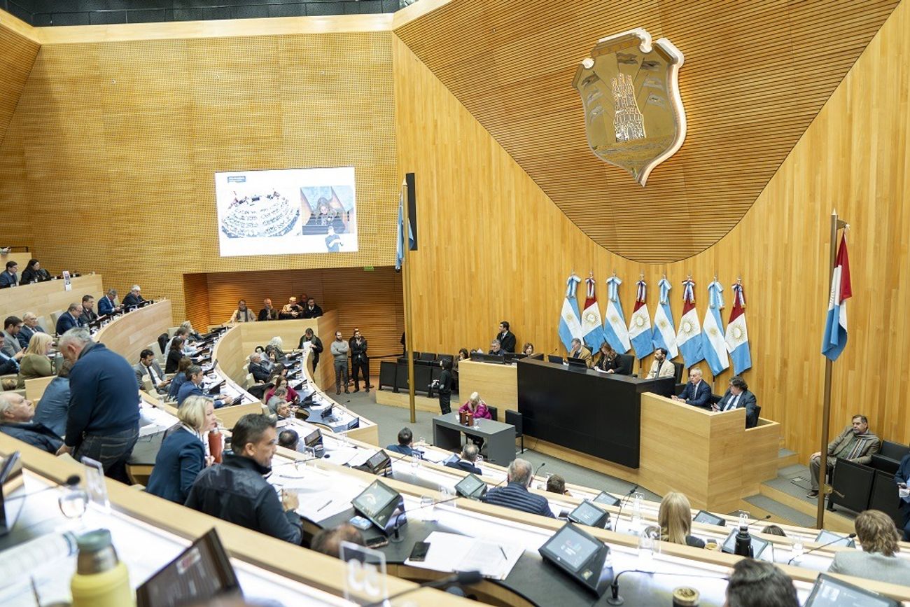 Los planteos contra Adorni no tuvieron debate en la Legislatura.