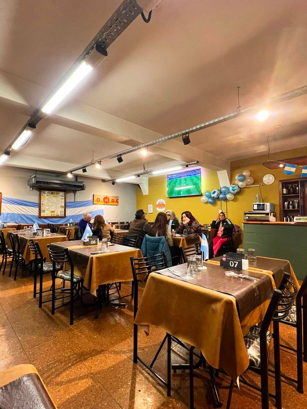 El comedor del club Las Flores funciona desde hace más de tres décadas.