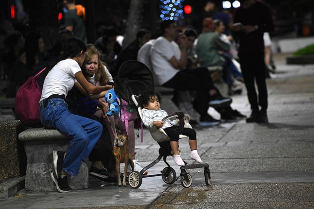 El día después del terremoto y las réplicas que sacudieron Caracas, Venezuela.