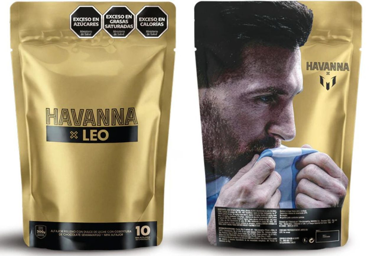 La edición especial Havanna x Leo incluye 10 mini alfajores de chocolate y dulce de leche en un packaging exclusivo inspirado en Lionel Messi.
