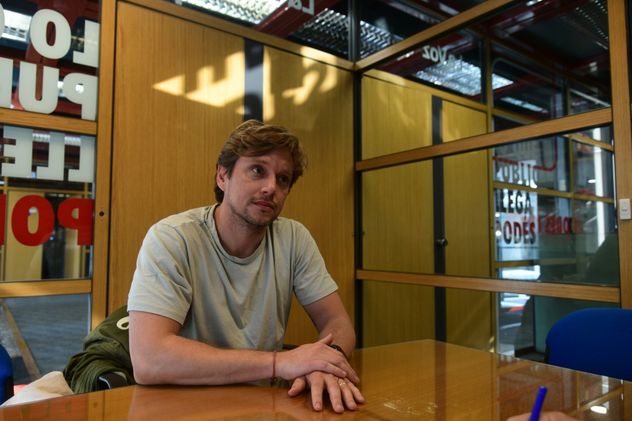 Responsable. Alexis Maffini, uno de los emprendedores que reflotan la construcción de torres de departamentos que habían quedado inconclusas por estafas inmobiliarias. (Javier Ferreyra / La Voz)