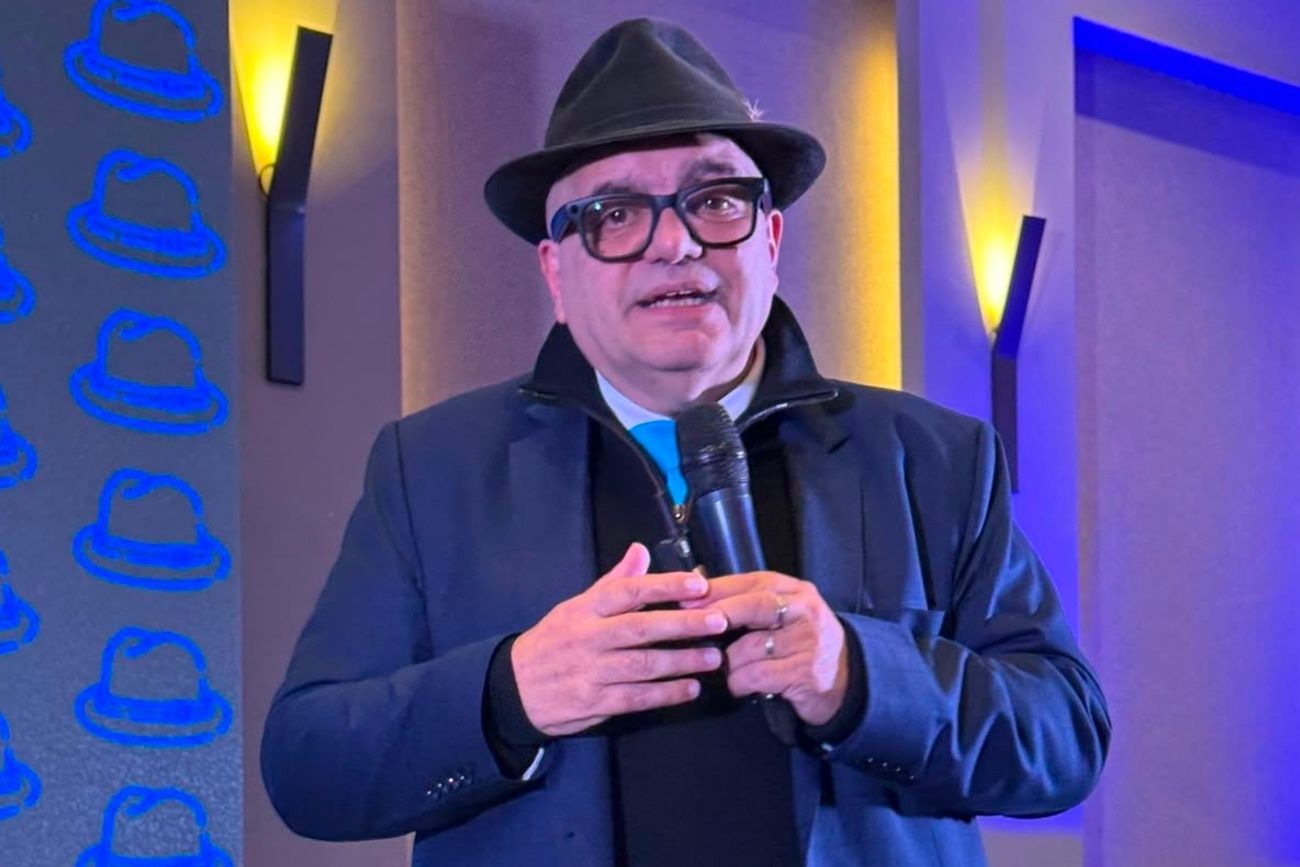 Salvador Di Stefano: Es un error que los productores tengan U$S 40 mil millones en el campo
