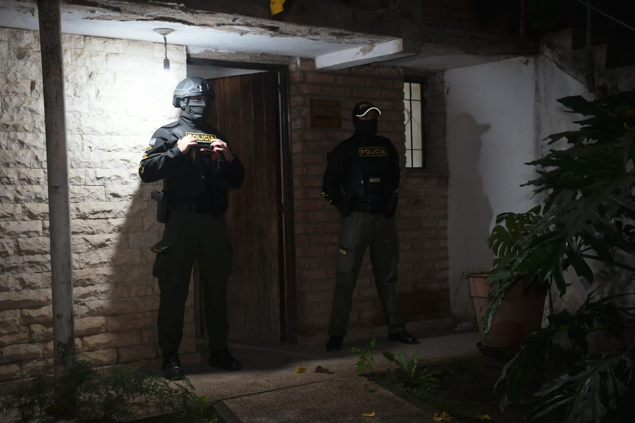 Allanamientos con detenidos. (Policía)