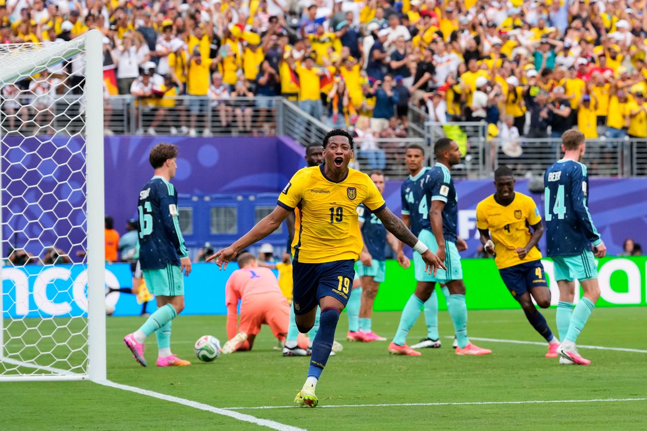 Un milagro de Ecuador: le ganó a Alemania y se clasificó a los 16avos. de final del Mundial