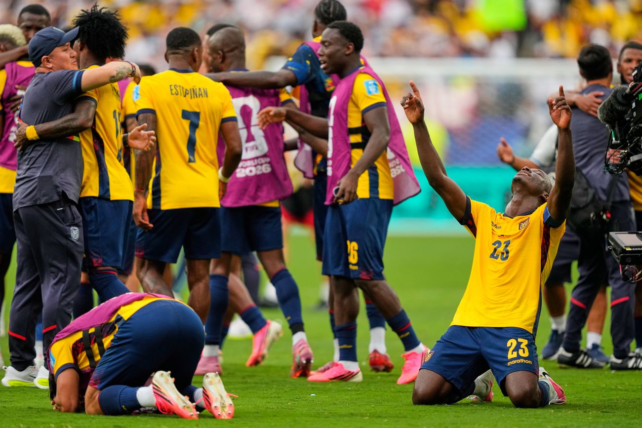 Festejos jugadores de Ecuador.