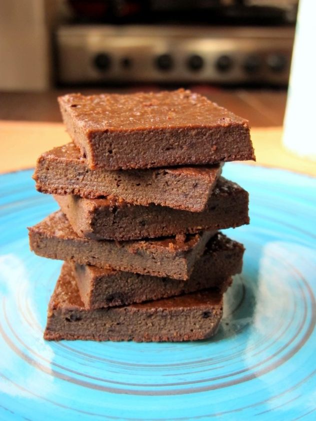 La receta de brownie de banana y cacao sin harina que sorprende por su textura húmeda.