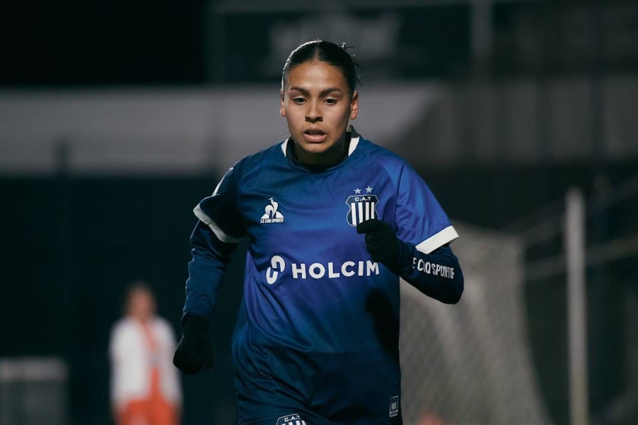 Talleres juega ante Independiente.
