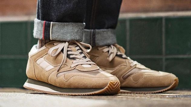 Las zapatillas retro runner mezclan estética vintage con materiales y tecnologías actuales, convirtiéndose en uno de los grandes fenómenos de la moda en 2026.