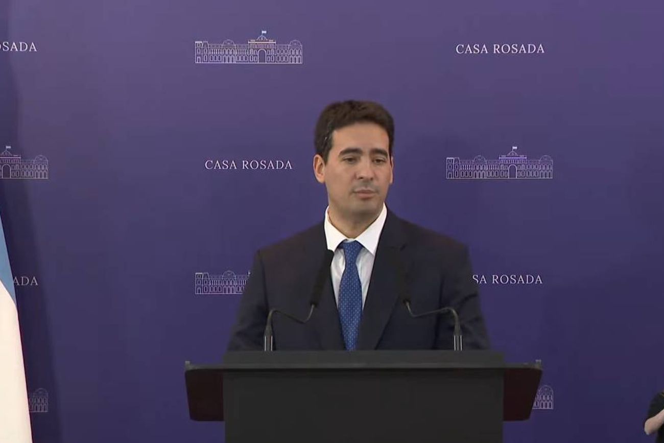 Adrián Ravier, nuevo vocero del gobierno de Milei.