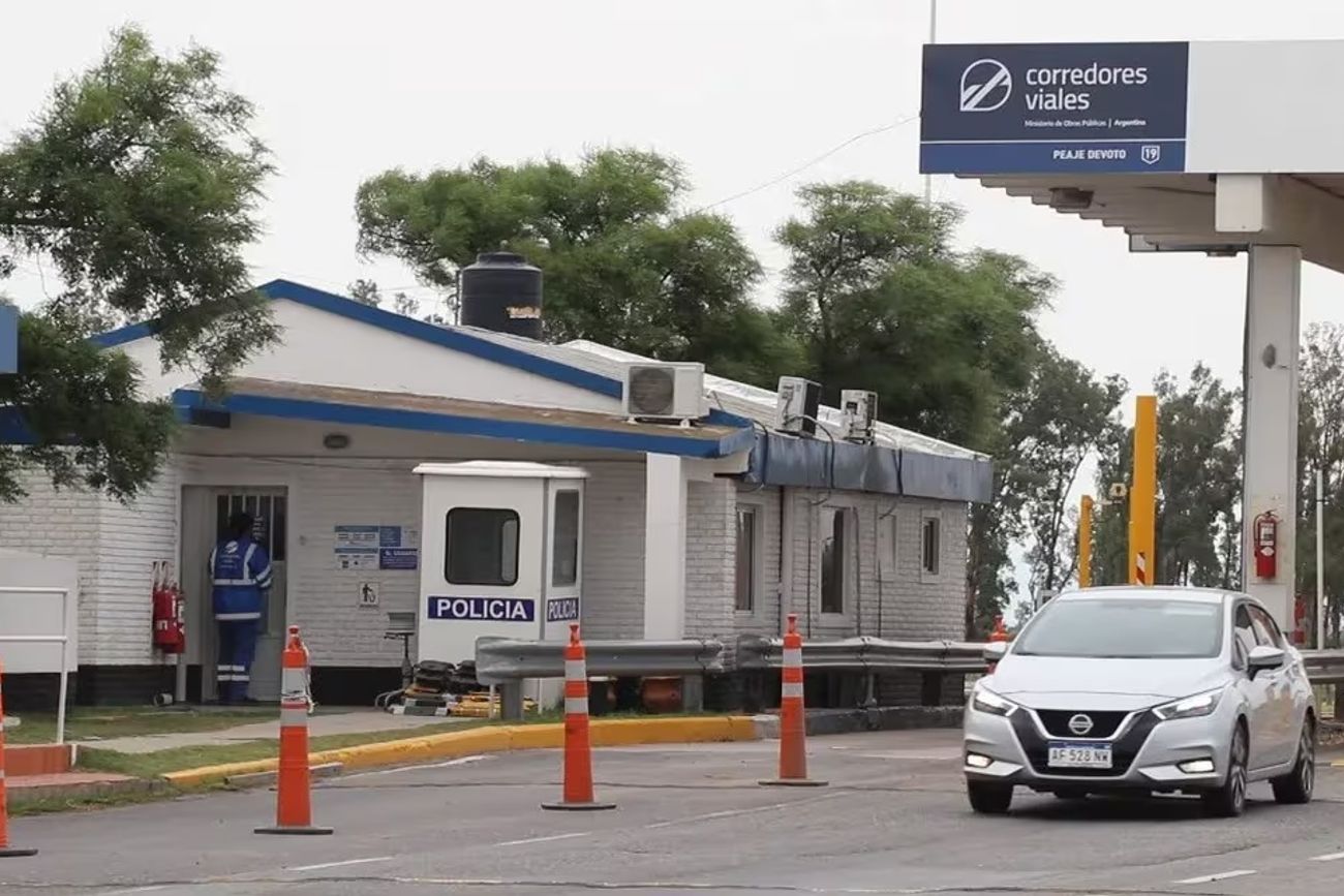 La cabina de peaje de ruta nacional 19, a la latura de Devoto, en el este cordobés. 