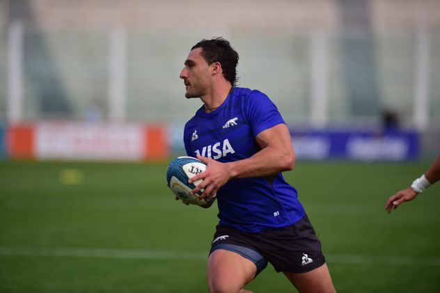 Entrenamiento abierto de Los Pumas en el Estadio Mario Alberto Kempes.
