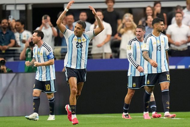 Facundo Medina en el Mundial 2026.
