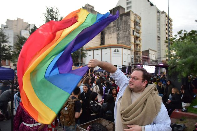 El colectivo LGBTIQ+ marchó contra los crímenes de odio. (Nicolás Bravo / La Voz)